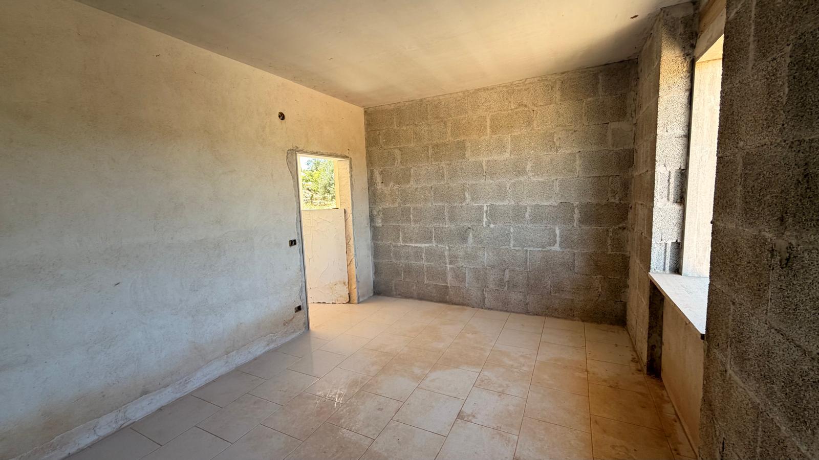 Piccola Villetta In Zona Abitata, 2 Vani e Acc, Trullo, Deposito.